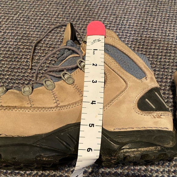 Danner winter boots. TFX sole tread. Size 11 women’s. Gore-Tex. Fast shipping. - Picture 8 of 15